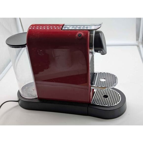 Nespresso Pixie Espresso Machine Red C60 Model – Compact Pod Coffee Maker - Picture 1 of 4
